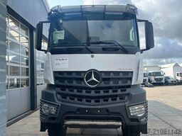 Mercedes-Benz Arocs 3340 A 6x6 Cargo Truck