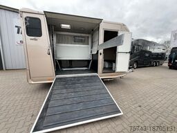 ANKA Steinsberger 2,5t Pferdeanh.m Wohn. Dusch