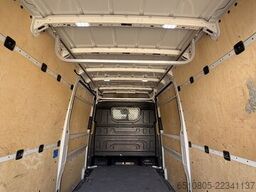 VW Crafter 30