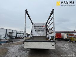 Mercedes-Benz Atego 818/918/Edscha/Schiebegardinen