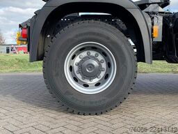 Mercedes-Benz Zetros 2045-S Tractor Head