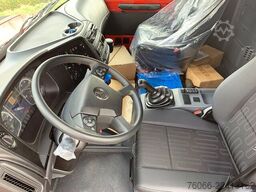 Mercedes-Benz Zetros 2045 Chassis Cabin