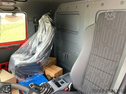 Mercedes-Benz Zetros 2045 Chassis Cabin