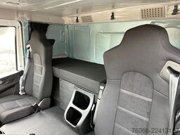 Iveco T-Way AT720T47WTH Tractor Head (9 units)