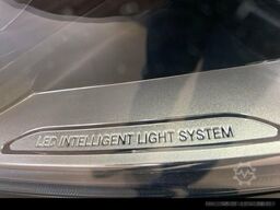 MERCEDES-BENZ V 300 d AVANTGARDE ED Lang+PANO+AMG-LINE+AHK+ESP