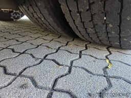 MERCEDES-BENZ LE 530  n40+56+1+1