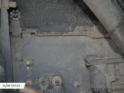 VOLVO FH 460 Globetrotter XL i-Save SideSkirts