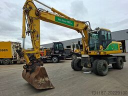 Komatsu PW 200-7H