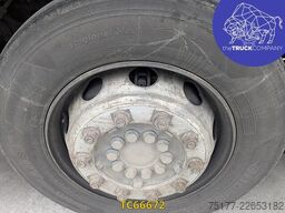 Mercedes-Benz Actros 2548