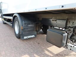 Scania P320 4X2 Bak + Dhollandia klep 2000 kg  1x bed
