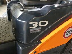 DOOSAN G30