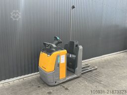 Jungheinrich ECE220
