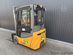 Jungheinrich EFG216k