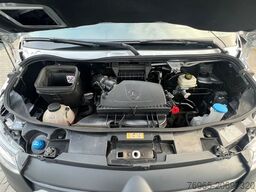 MERCEDES-BENZ Sprinter 314 AUTOMATIK NAVI TOTWINKEL KAMERA LED