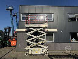 JLG 2030ES Schaarhoogwerker / Scissor lift 8Meter Werkhoogte 2014 Elektrisch
