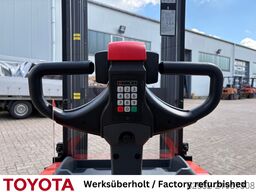 Toyota SWE 120 L, Akku neu!