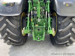 John Deere 6230R
