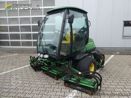 John Deere 8900A