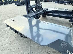 Combilift C4500 DIESEL DUPLEX WIDE FORK POSITIONER