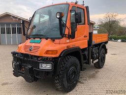 MERCEDES-BENZ Unimog U400