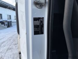 Mercedes-Benz Atego 1022 4x2 Kühlkoffer+HB / Swiss-Vehicle