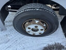 Mercedes-Benz Atego 1022 4x2 Kühlkoffer+HB / Swiss-Vehicle