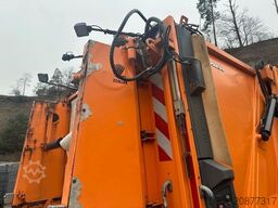 MAN TGS 28.320 6x2-4 BL FAUN VarioPress/ Zöller /24