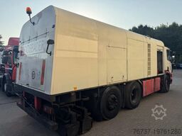 Scania P94-300 **BURTEC BITUM SPRAYER-BELGIAN TRUCK**