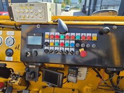Paus Z70H, pushback Tractor 4x4, Year 2009.