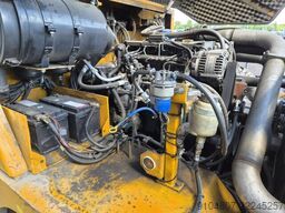 Paus Z70H, pushback Tractor 4x4, Year 2009.