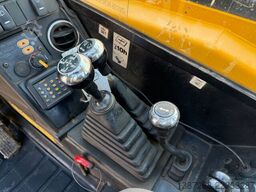 JCB 540-140 / 2017 BJ / 14 Meter