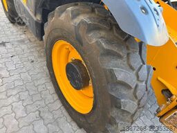 JCB 540-140 / 2017 BJ / 14 Meter