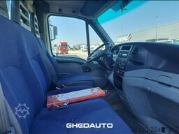 IVECO 35C15 - CASSONE + GRU
