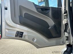 MERCEDES-BENZ Actros 2536 6x2 / Carrier 1250 / LBW / Seitentür