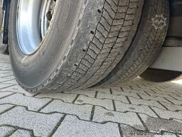 MERCEDES-BENZ Actros 2536 6x2 / Carrier 1250 / LBW / Seitentür