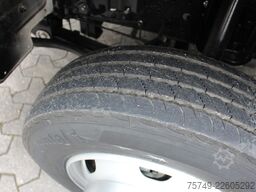 Fuso Canter FUSO 9C18  City Abrollkipper Hooklift Black Edition
