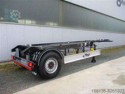 Fliegl Multiflexibles Wechselfahrgestell SES200