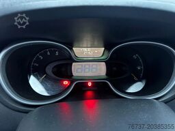 Opel Vivaro **AMBULANCE-RETTUNGSWAGEN**