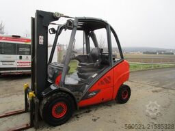 Linde H30D-02 Triplex-Freihub 4,7m Hubhöhe + Seitenschie