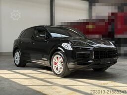 PORSCHE Cayenne S Panoramadach 360° Kamera Bose Sound