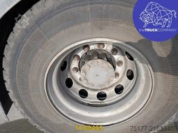 Mercedes-Benz Antos 1827