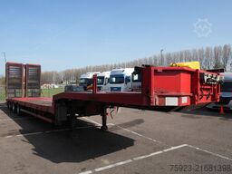 Nooteboom MCO-48-03V 3 axle semi low loader extendable