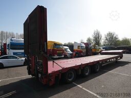 Nooteboom MCO-48-03V 3 axle semi low loader extendable