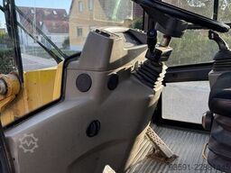 Komatsu WA75-3