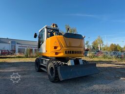 LIEBHERR A912 Compact