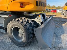 LIEBHERR A912 Compact