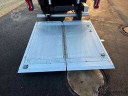 IVECO Daily 35S14 Hi-Matic Tiefkühlkoffer mit LBW