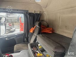 Scania P310 4x2 box truck with full side opening