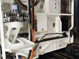 Mazak VTC-820/30