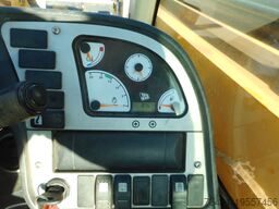 JCB 533-105